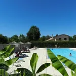 Le Clos De La Lere Kemping